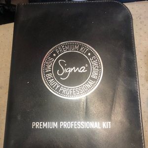 Sigma brush case -